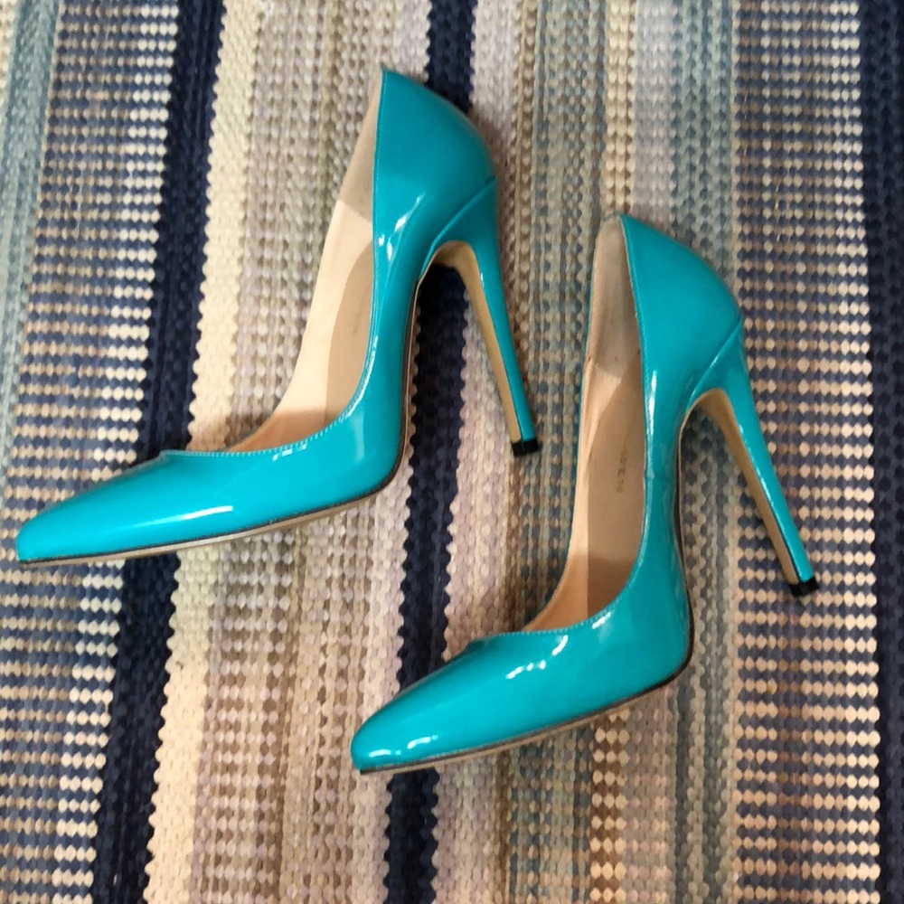 High Heels - Picture 3 of 5